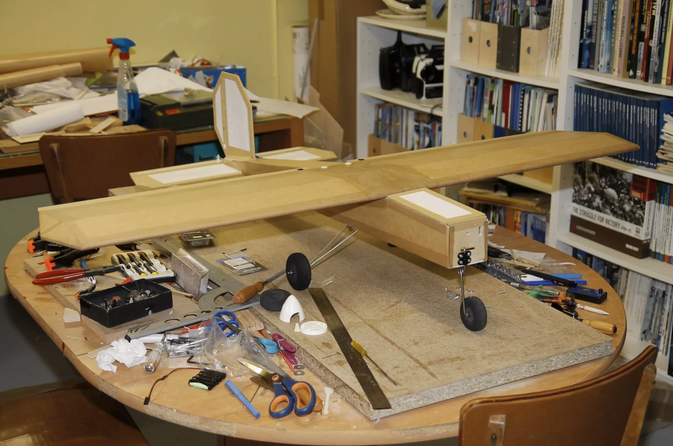 Avion AirLife Diamond Stik en kit à construire Voltige