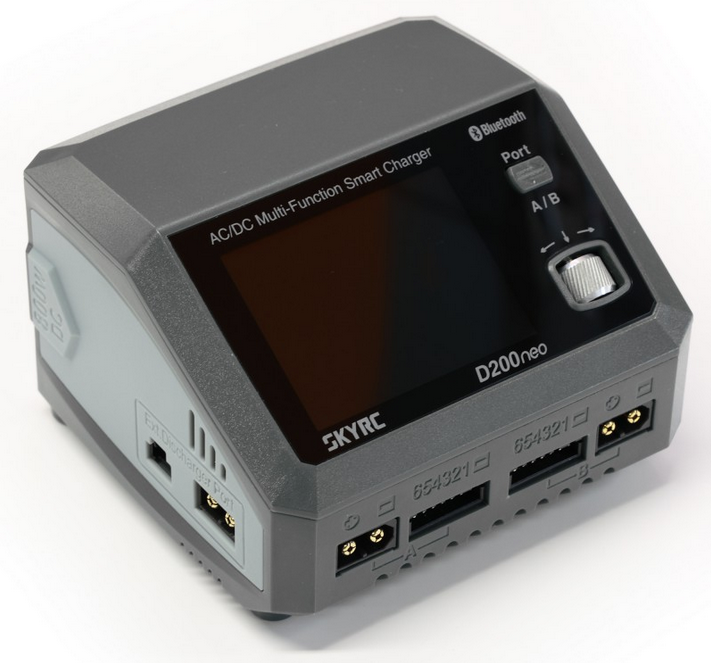 Chargeur D200 Neo Duo AC/DC  (AC 200W - DC 2x400W) SkyRc Chargeurs