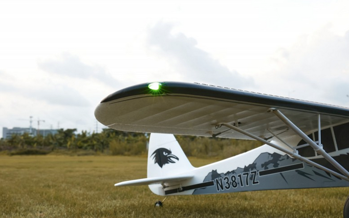 PA-18 Super Cub 1300mm PNP FMS avec stabilisation électronique Débutant / Trainer