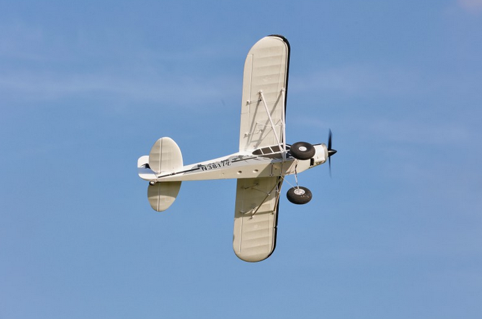 PA-18 Super Cub 1300mm PNP FMS avec stabilisation électronique Débutant / Trainer