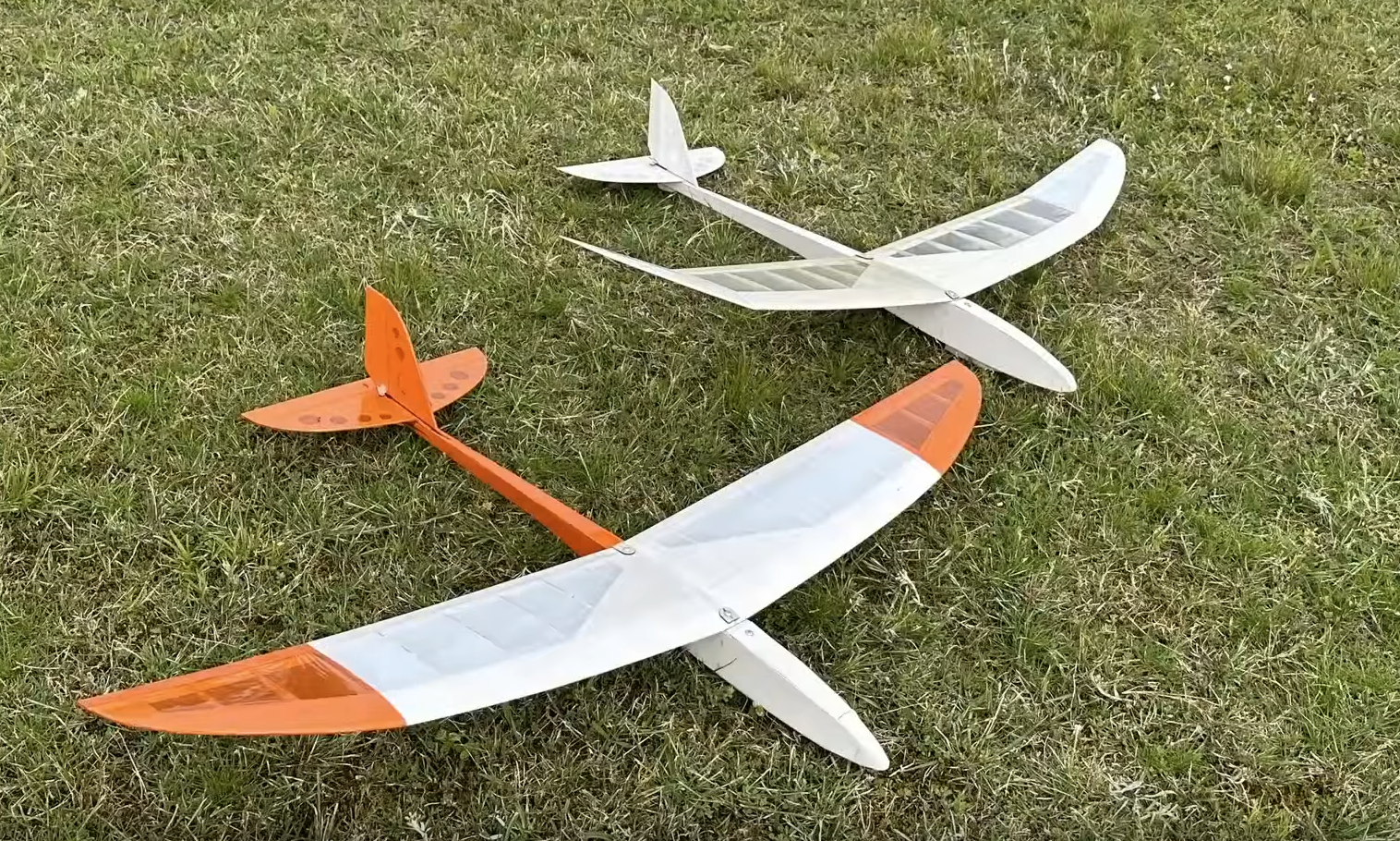 Cool Mint 880mm Pilot à construire Planeurs
