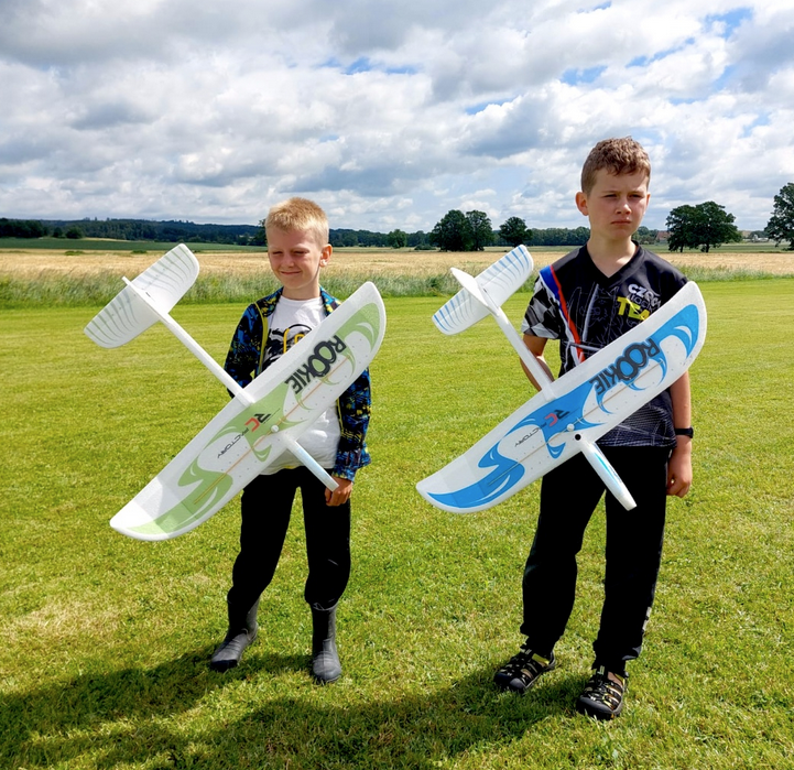 Rookie Bleu 880mm Rc Factory  Planeurs
