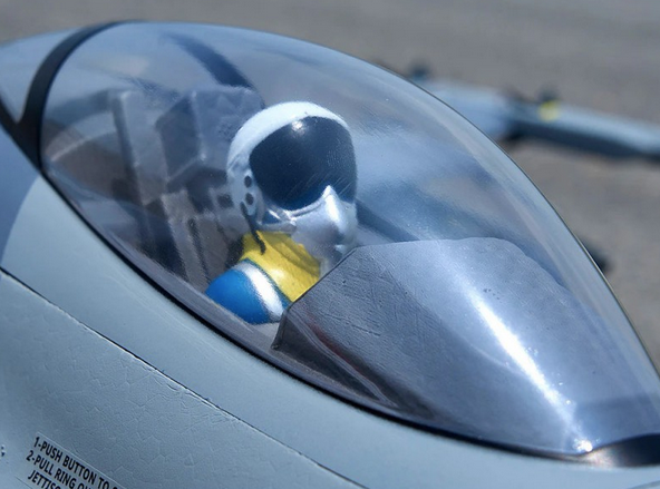 F16 Fighting Falcon EDF 64MM Gris PNP FMS Jet
