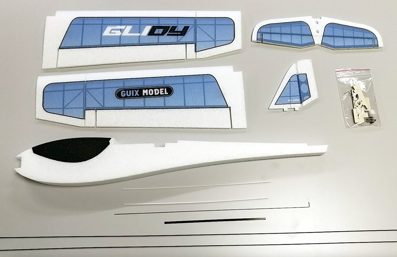 Planeur Glidy Bleu 890mm Guixmodel